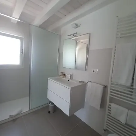 Lilliput Guest House-noli 3* Voze