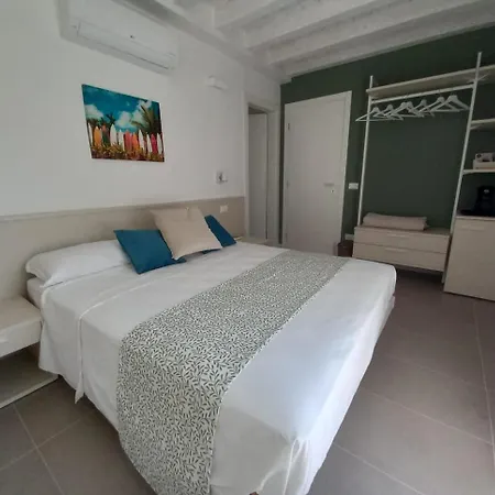 Lilliput Guest House-noli