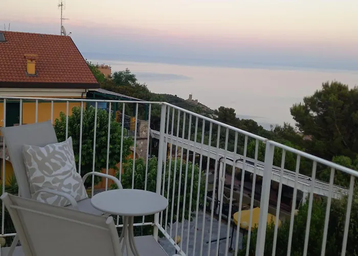 Lilliput Guest House-noli Voze